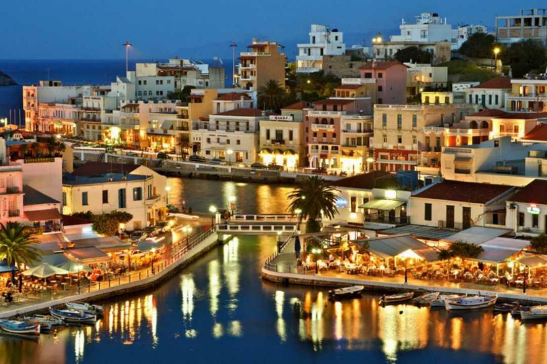 Stunning Seaview Town Apartment Agios Nikolaos  Exterior photo